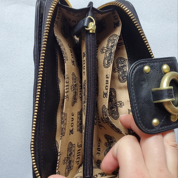 NWOT Juicy Couture Black Velour Zip Around Clutch Wallet - Picture 8 of 9
